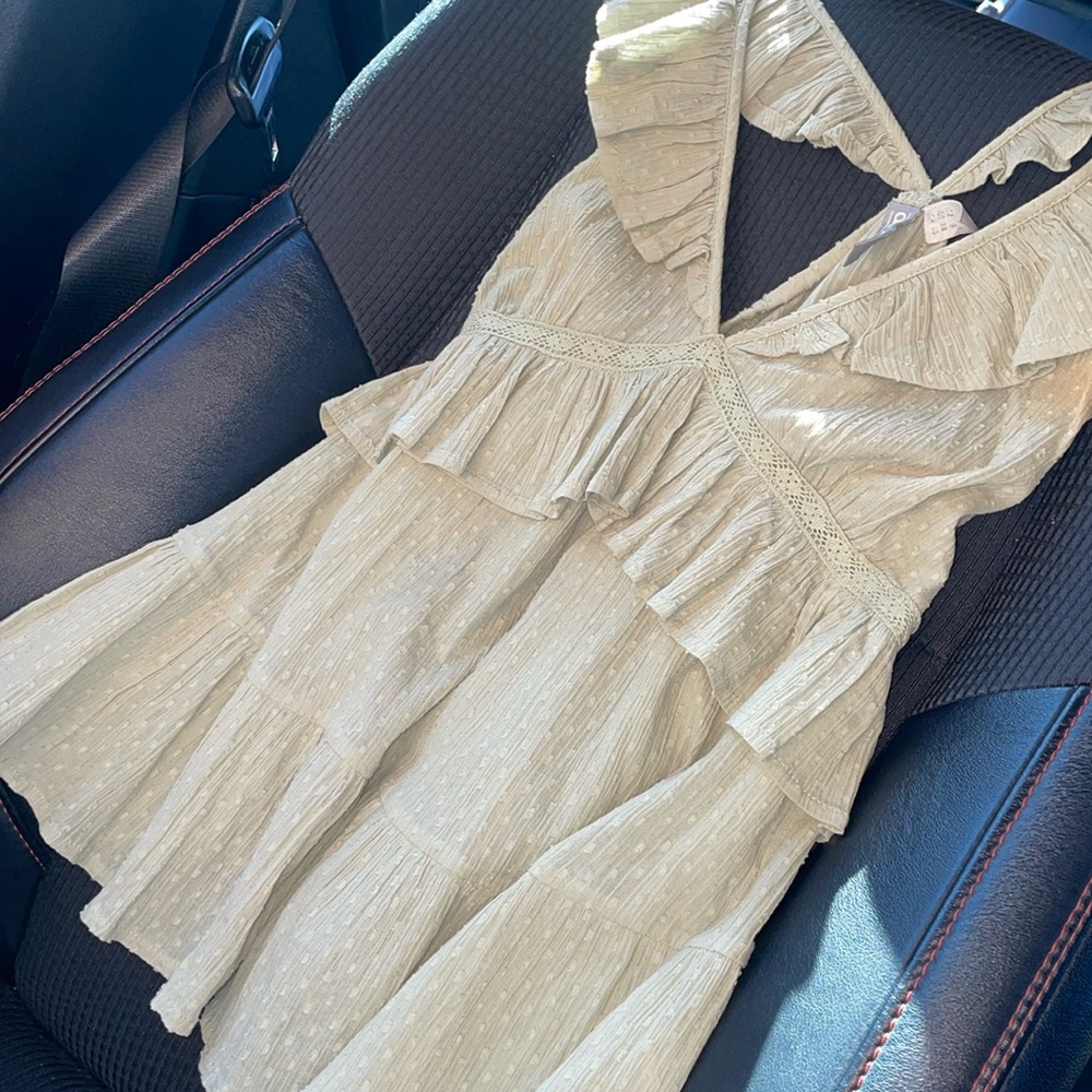 ASOS size 6 top